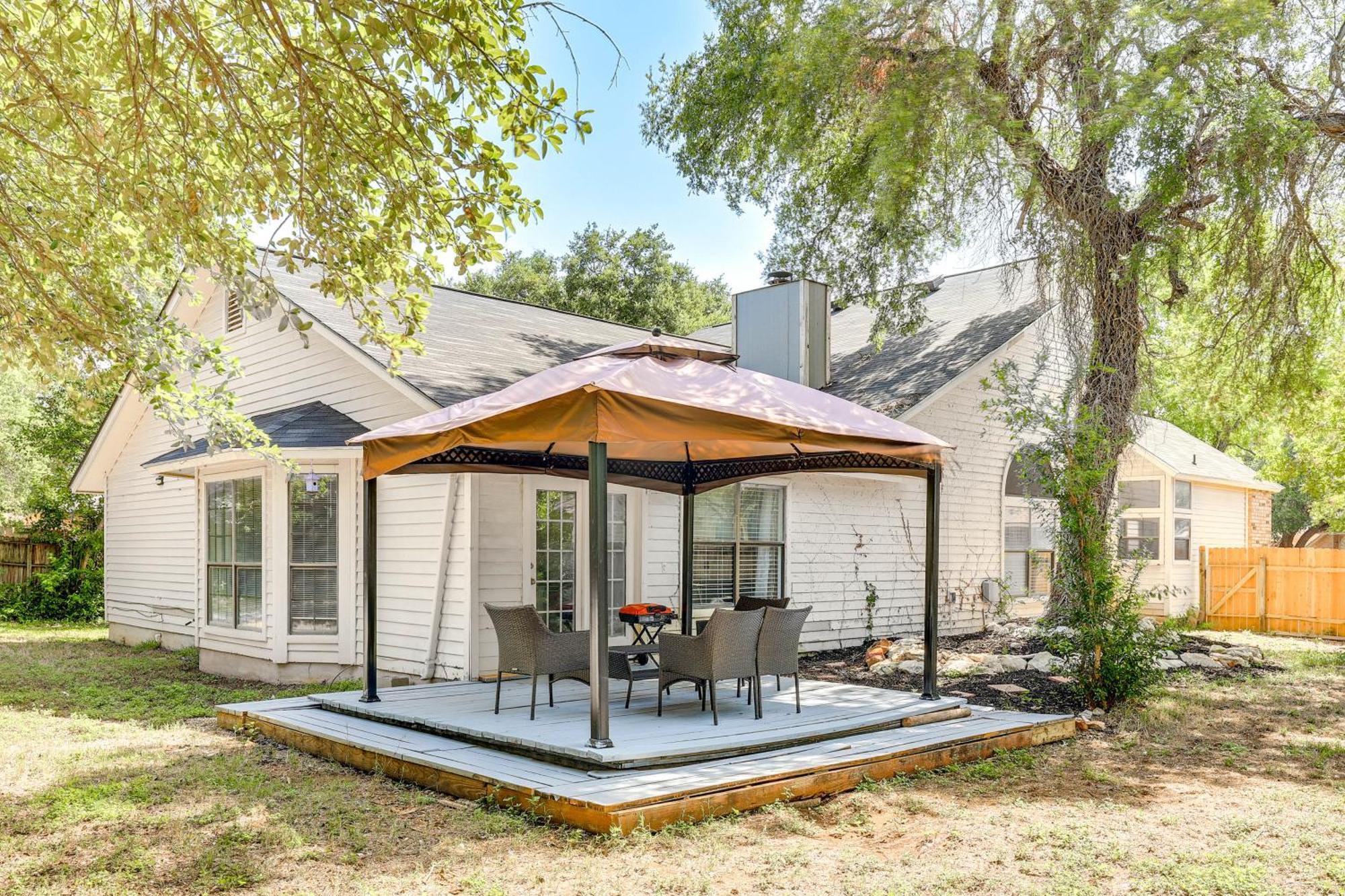 Spacious San Antonio Home Google Fiber, Game Room Εξωτερικό φωτογραφία